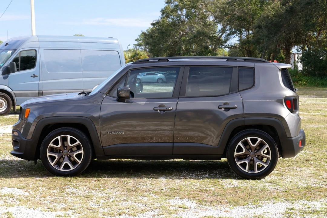 2018 Jeep Renegade - Image 3 of 12