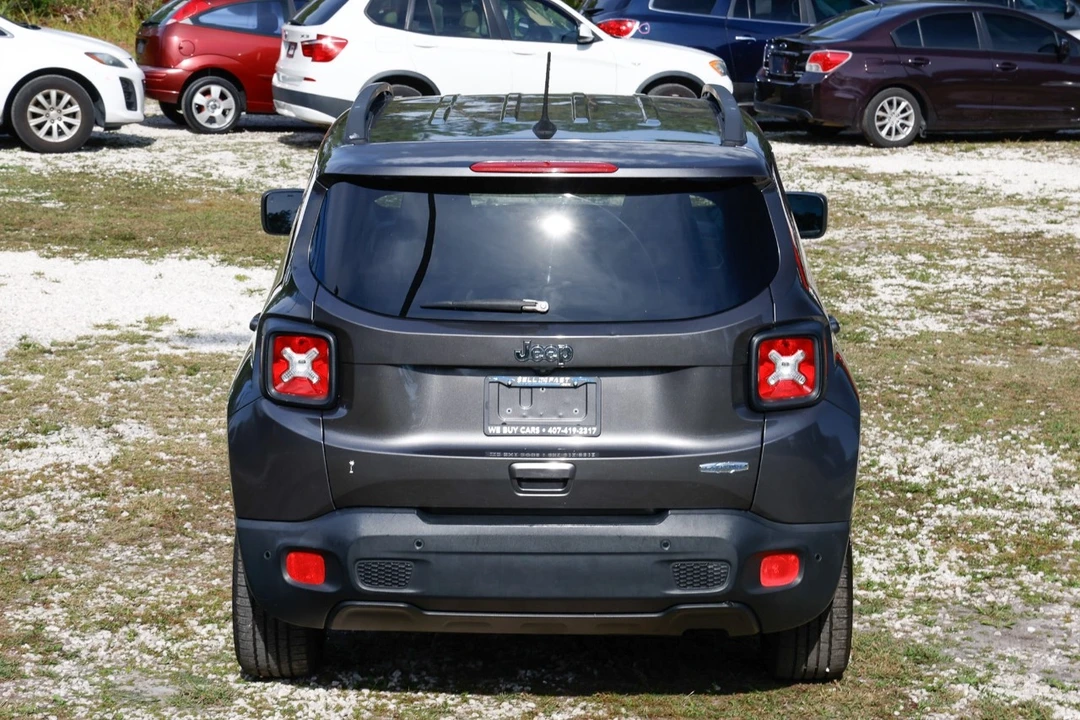 2018 Jeep Renegade - Image 9 of 12