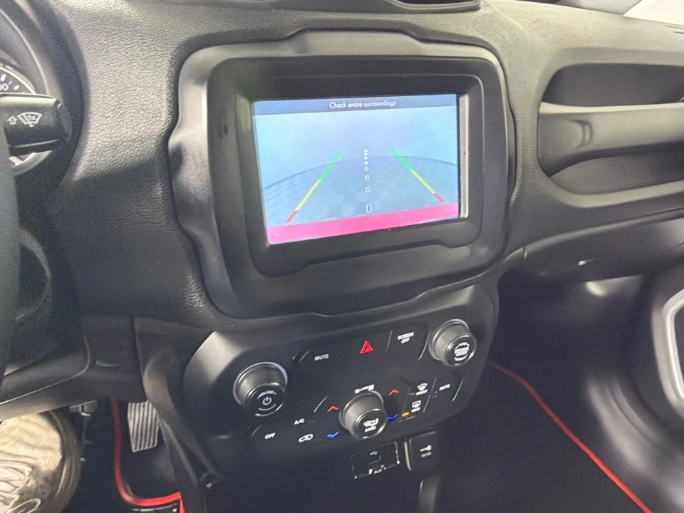 2018 Jeep Renegade - Image 15 of 21