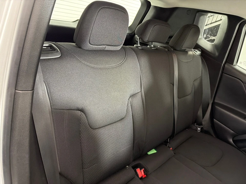 2018 Jeep Renegade - Image 19 of 21