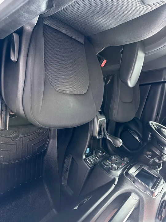 2018 Jeep Renegade - Image 20 of 21