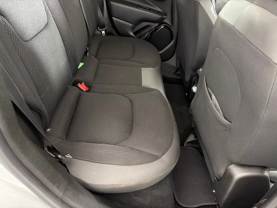 2018 Jeep Renegade - Image 18 of 21