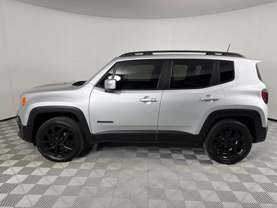 2018 Jeep Renegade - Image 7 of 21