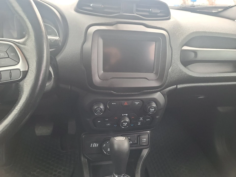 2018 Jeep Renegade - Image 16 of 21