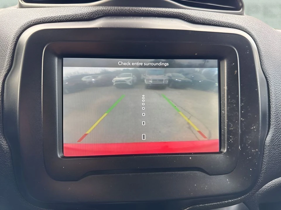 2018 Jeep Renegade - Image 18 of 21