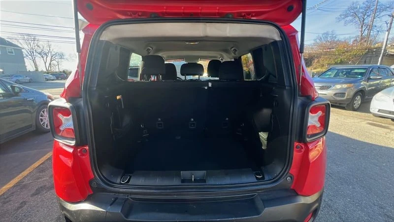2018 Jeep Renegade - Image 10 of 12