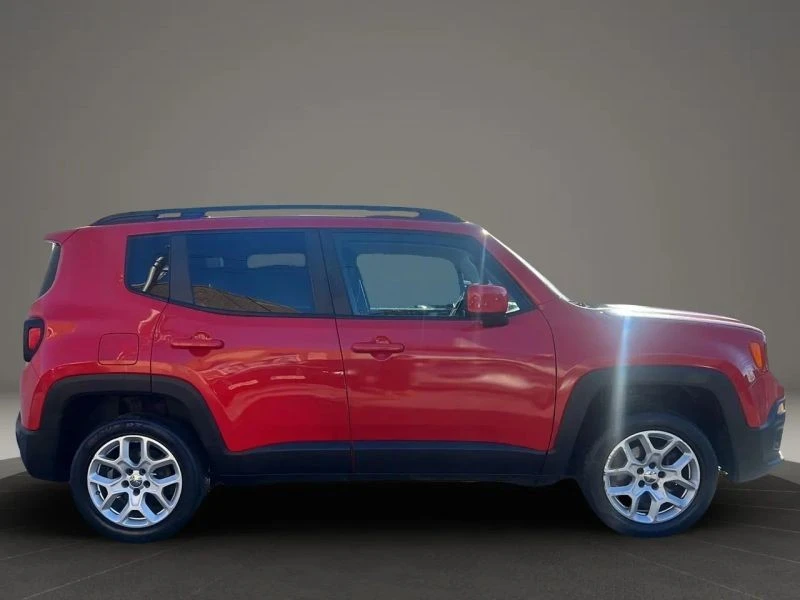 2018 Jeep Renegade - Image 4 of 12
