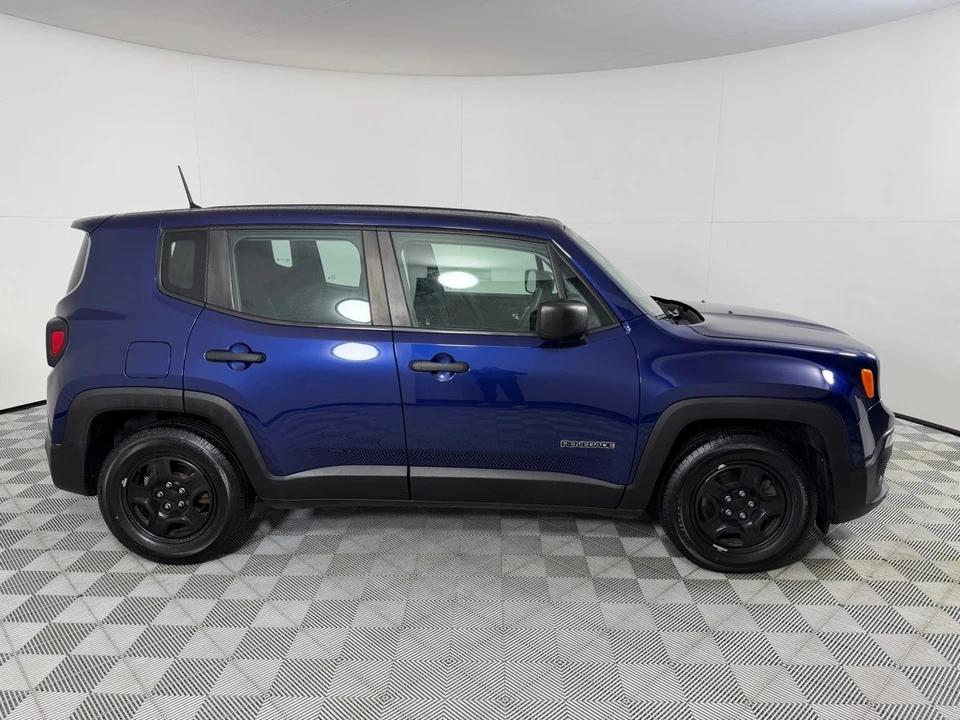 2018 Jeep Renegade - Image 4 of 21