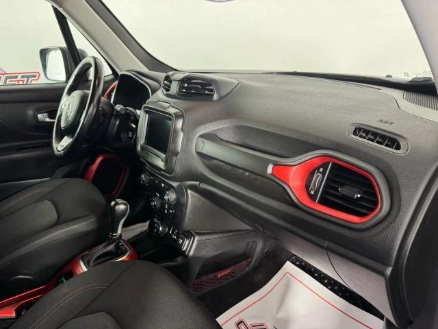2018 Jeep Renegade - Image 12 of 12