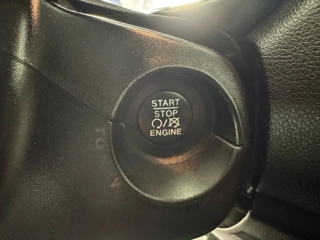 2018 Jeep Renegade - Image 17 of 21