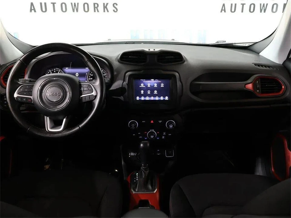 2018 Jeep Renegade - Image 23 of 31