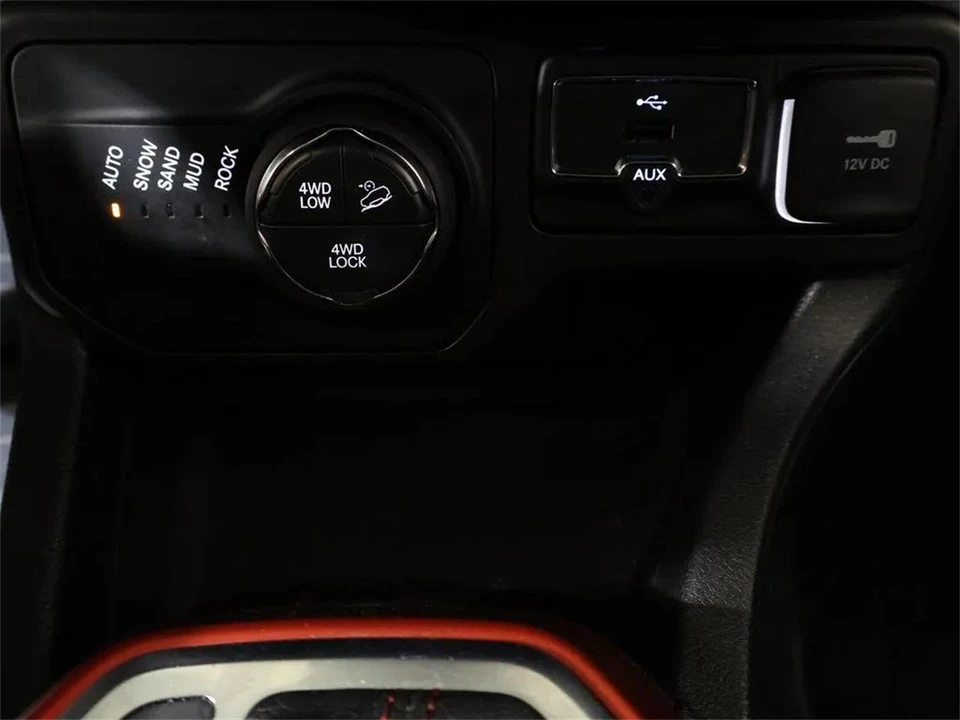 2018 Jeep Renegade - Image 21 of 31