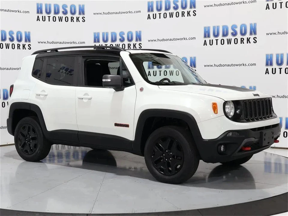 2018 Jeep Renegade - Image 8 of 31