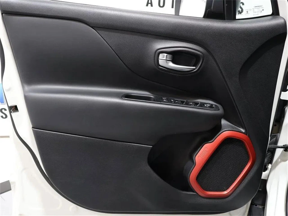 2018 Jeep Renegade - Image 10 of 31