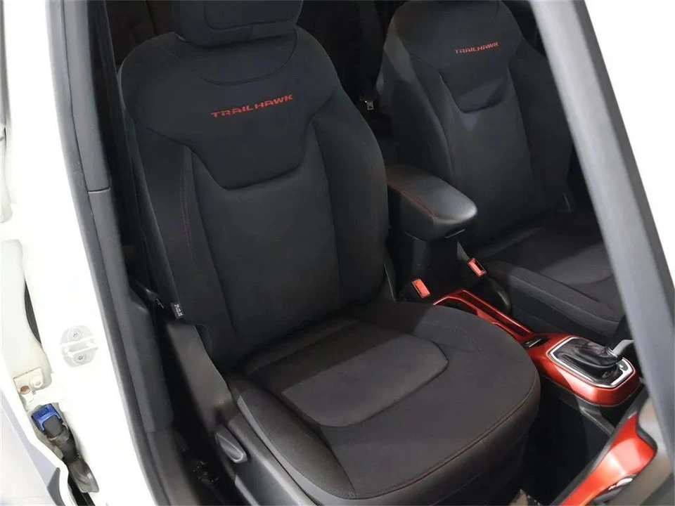 2018 Jeep Renegade - Image 28 of 31