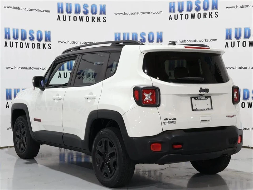 2018 Jeep Renegade - Image 4 of 31