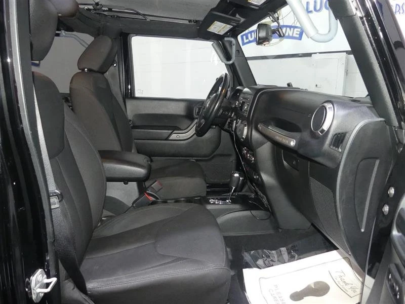 2018 Jeep JK Wrangler - Image 19 of 20