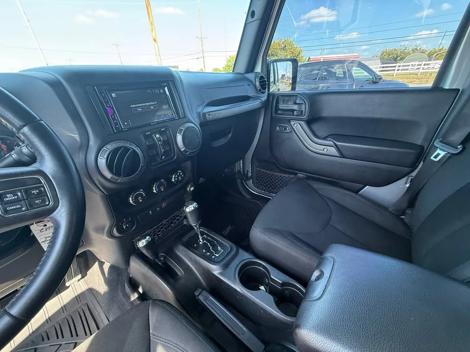 2018 Jeep JK Wrangler - Image 13 of 19