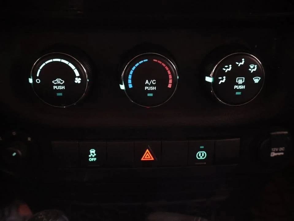 2018 Jeep JK Wrangler - Image 17 of 19