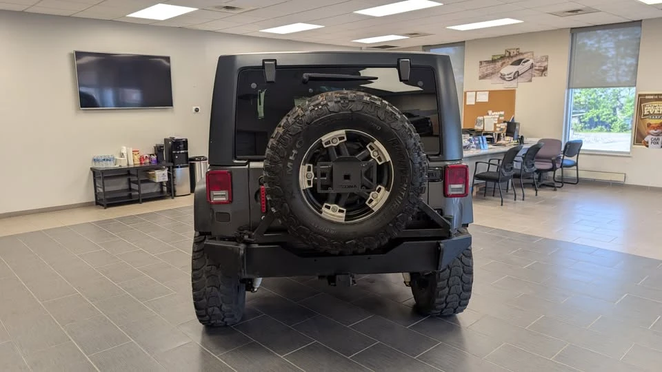 2018 Jeep Wrangler - Image 5 of 20