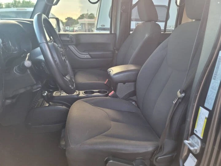 2018 Jeep JK Wrangler - Image 4 of 11