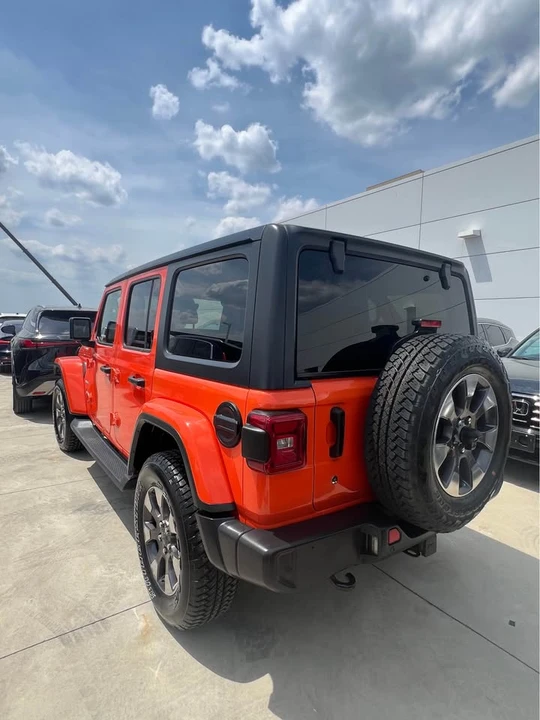 2018 Jeep Wrangler - Image 7 of 16