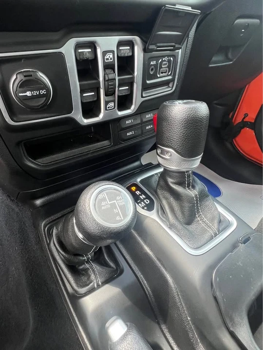 2018 Jeep Wrangler - Image 12 of 16