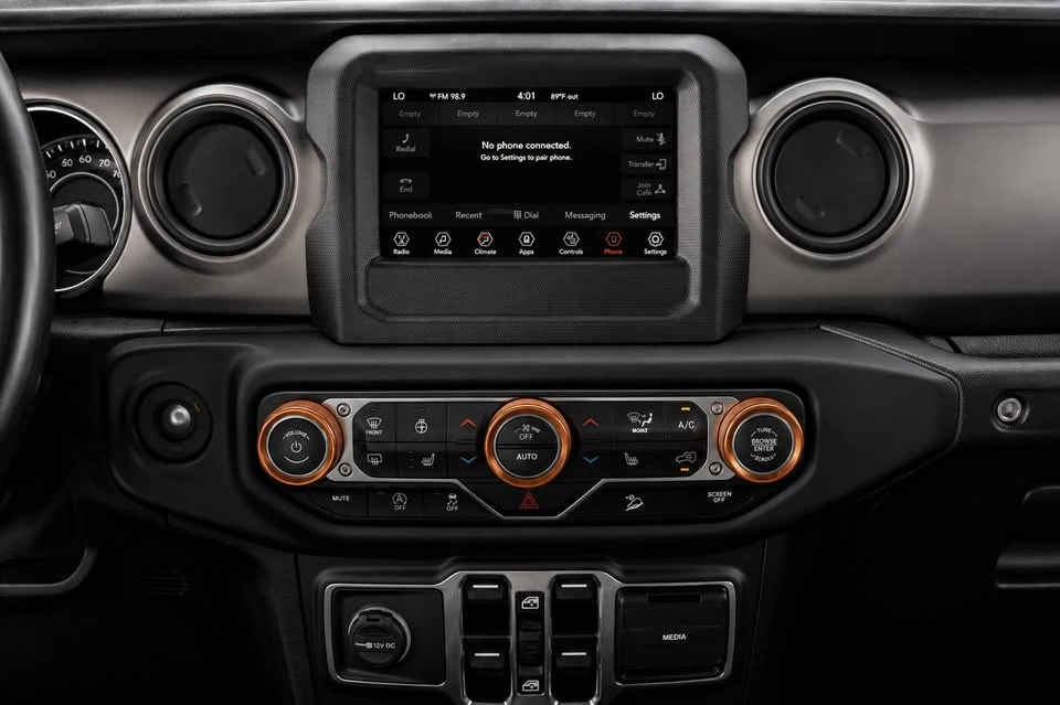 2018 Jeep JK Wrangler - Image 14 of 17