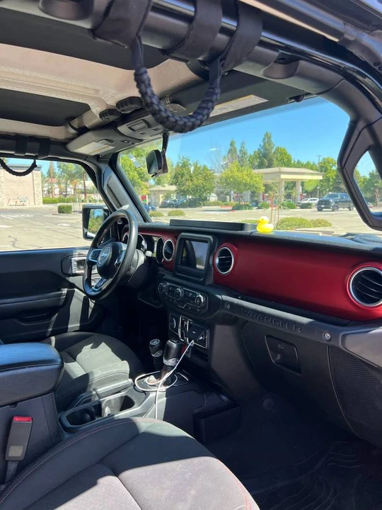 2018 Jeep JL Wrangler - Image 12 of 15