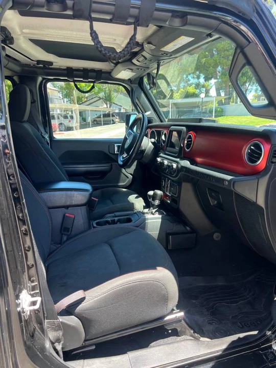 2018 Jeep JL Wrangler - Image 5 of 15