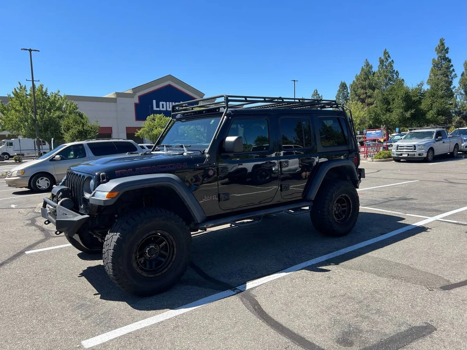 2018 Jeep JL Wrangler - Image 2 of 15