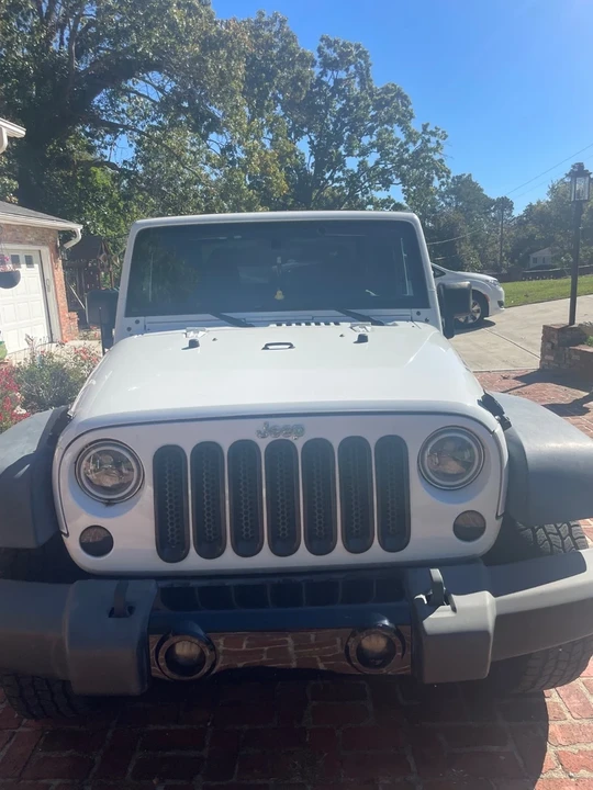 2018 Jeep Wrangler - Image 2 of 13