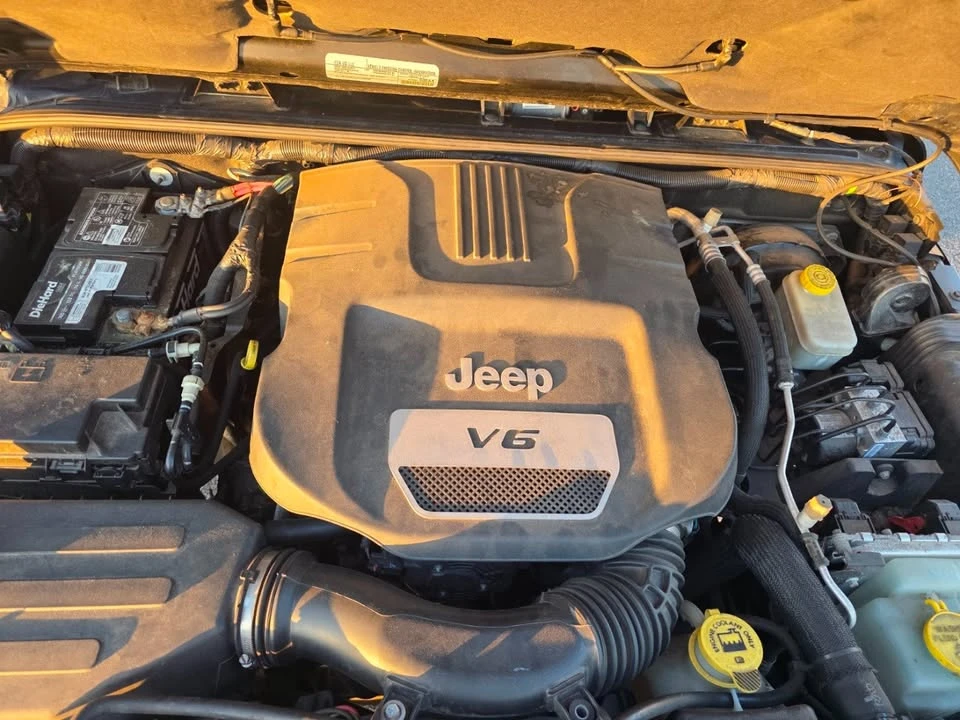 2018 Jeep JK Wrangler - Image 16 of 17