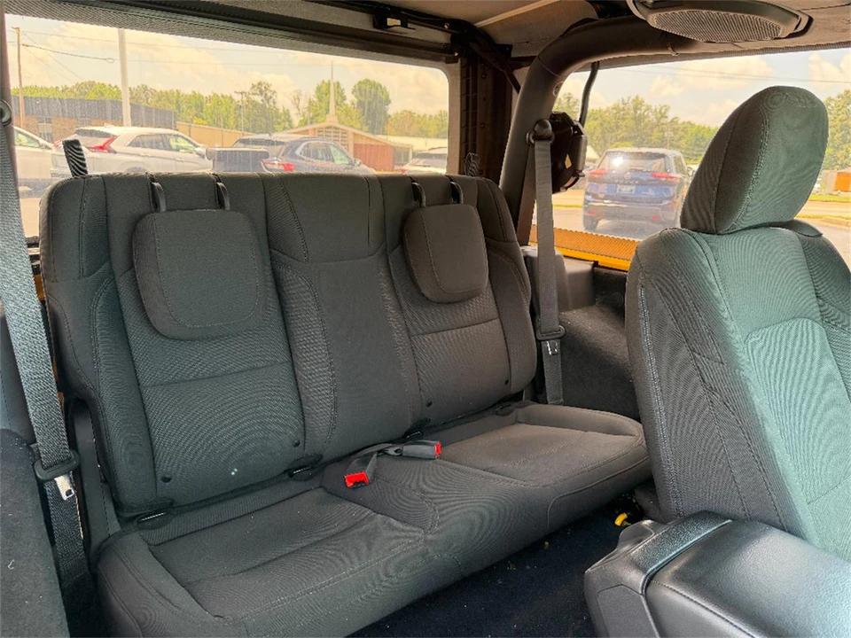 2018 Jeep JK Wrangler - Image 18 of 31
