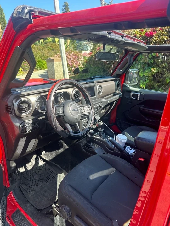 2018 Jeep Wrangler - Image 8 of 18