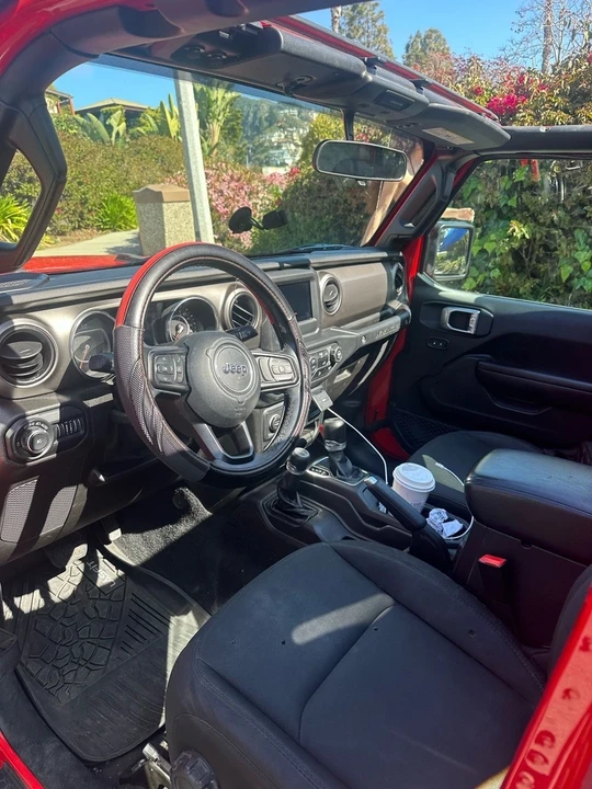 2018 Jeep Wrangler - Image 6 of 18