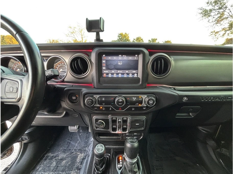 2018 Jeep JL Wrangler - Image 11 of 21