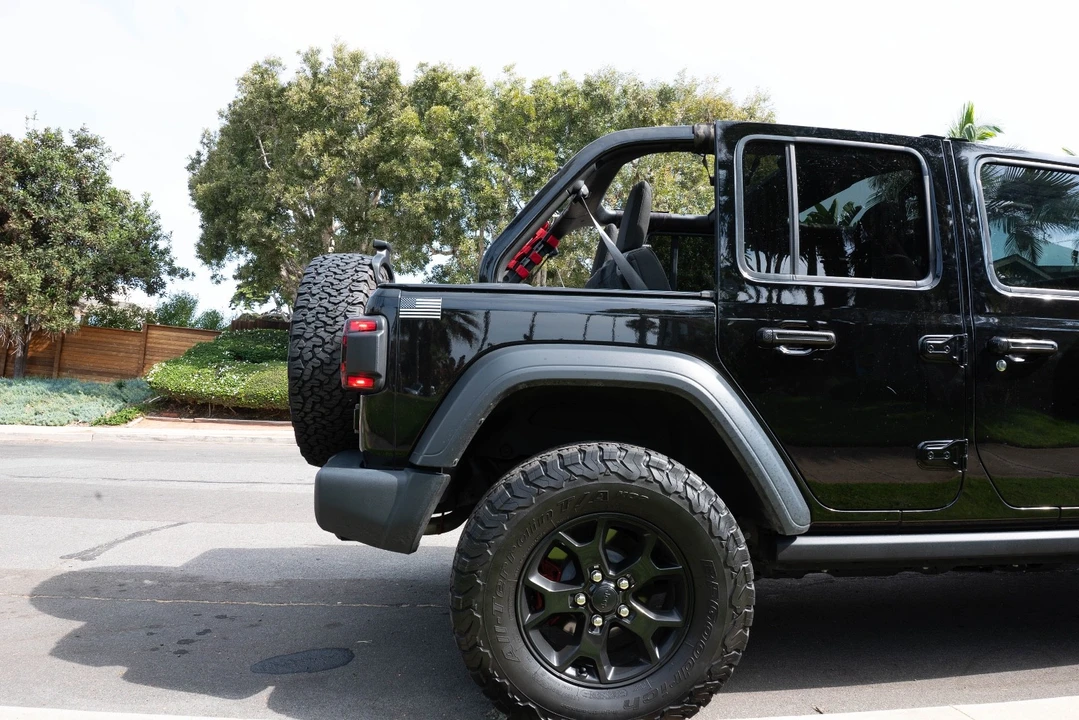 2018 Jeep JL Wrangler - Image 5 of 19