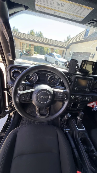 2018 Jeep JL Wrangler - Image 12 of 19