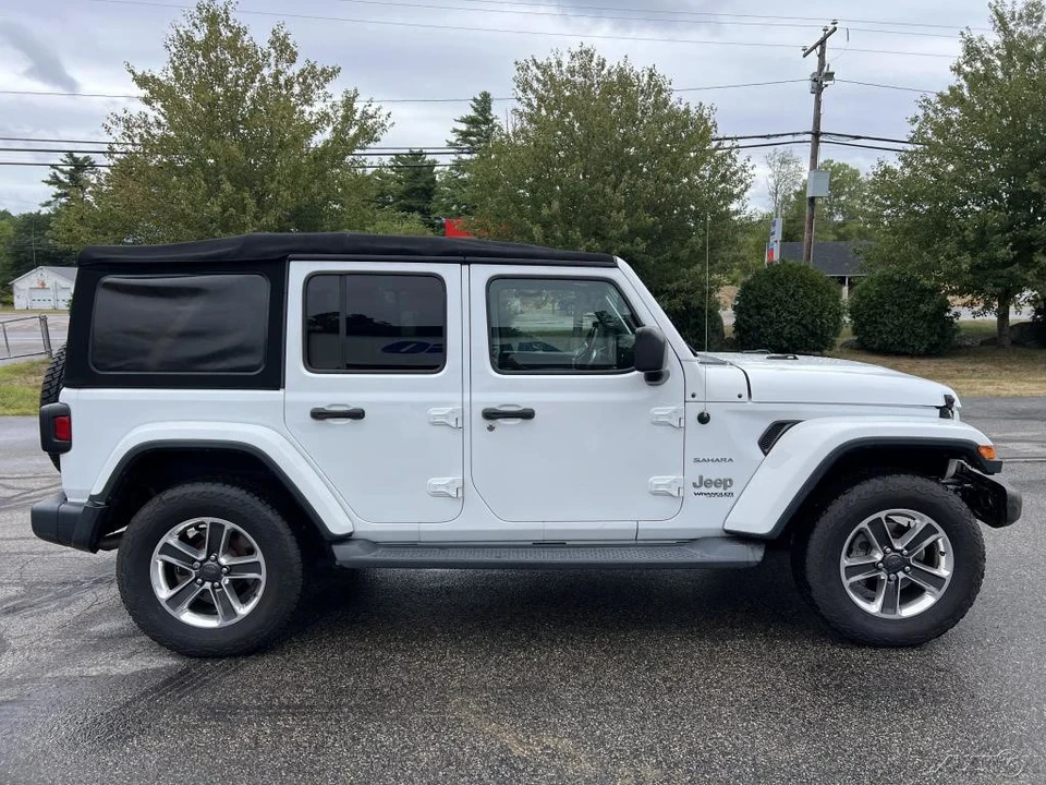 2018 Jeep JL Wrangler - Image 2 of 12