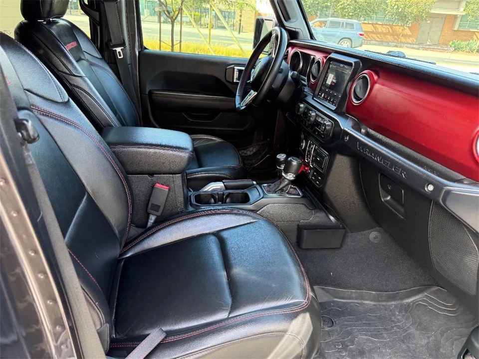 2018 Jeep JK Wrangler - Image 17 of 28