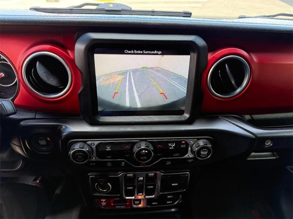 2018 Jeep JK Wrangler - Image 26 of 28