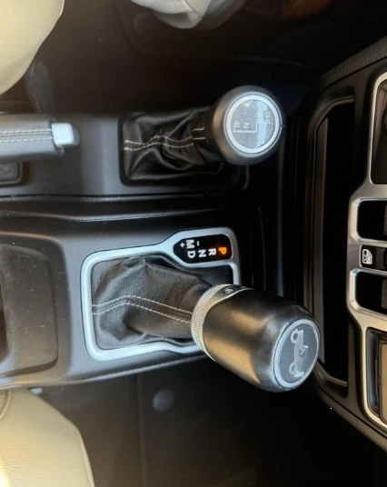 2018 Jeep JK Wrangler - Image 10 of 18