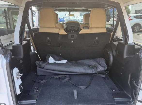 2018 Jeep JK Wrangler - Image 16 of 18