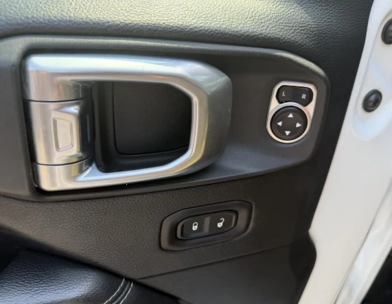 2018 Jeep JK Wrangler - Image 12 of 18