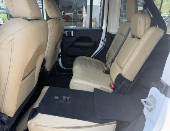 2018 Jeep JK Wrangler - Image 15 of 18