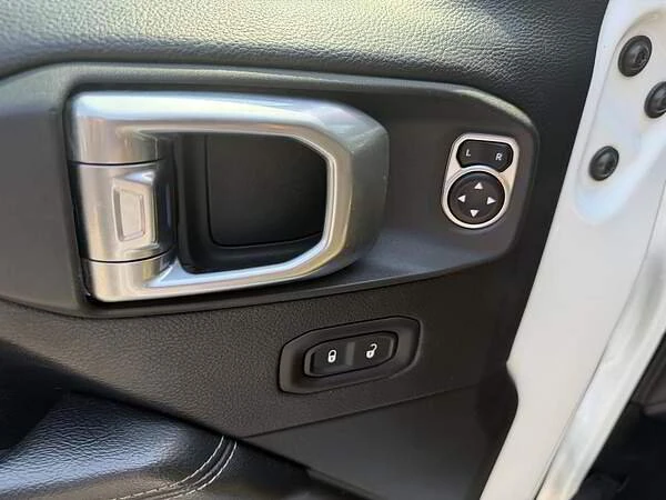 2018 Jeep JK Wrangler - Image 10 of 18