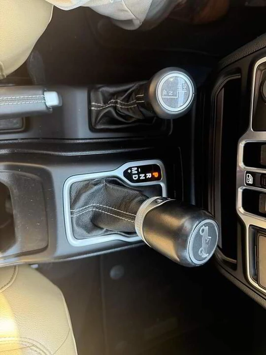 2018 Jeep JK Wrangler - Image 13 of 18