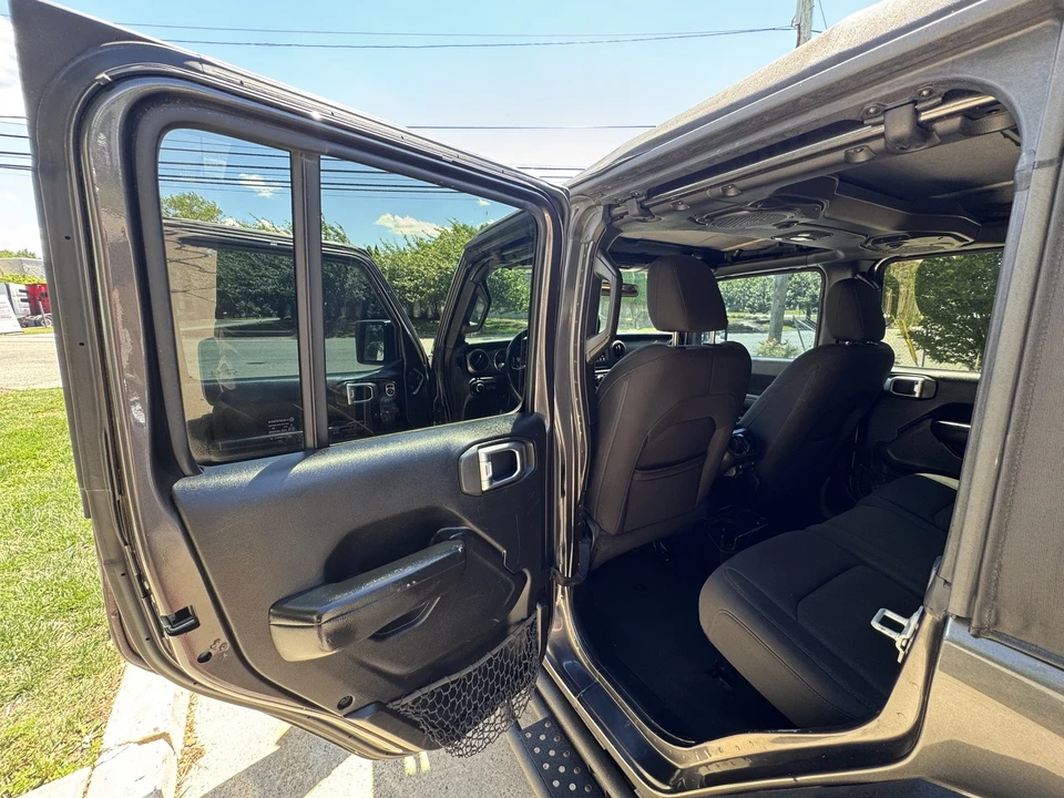 2018 Jeep JK Wrangler - Image 11 of 31