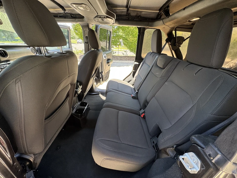 2018 Jeep JK Wrangler - Image 19 of 31